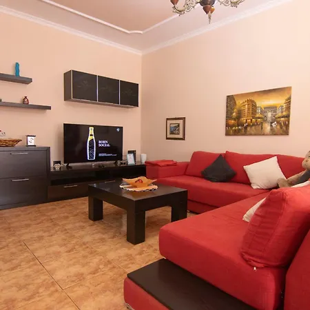 Tirana Central Apartment Lägenhet *