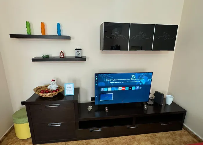 דירה Tirana Central Apartment טיראנה