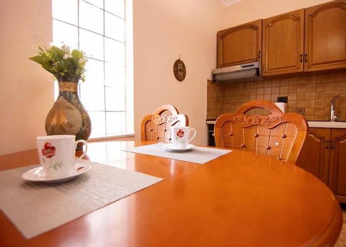 דירה Tirana Central Apartment *