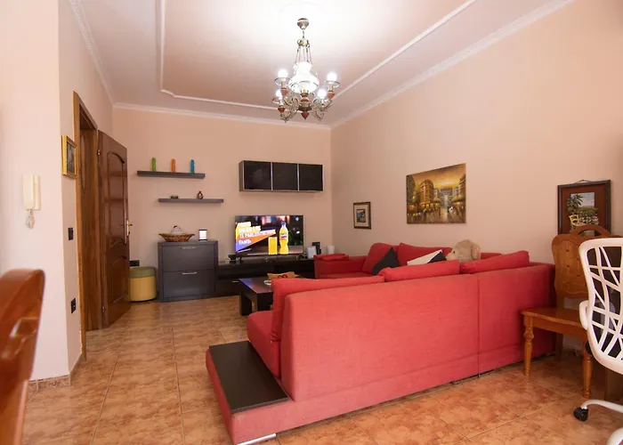 Tirana Central Apartment דירה טיראנה