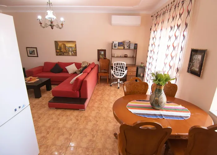 דירה Tirana Central Apartment טיראנה