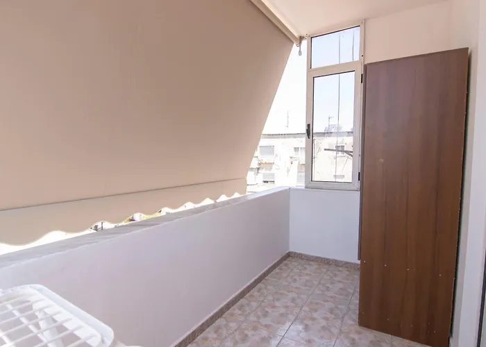 Tirana Central Apartment דירה טיראנה