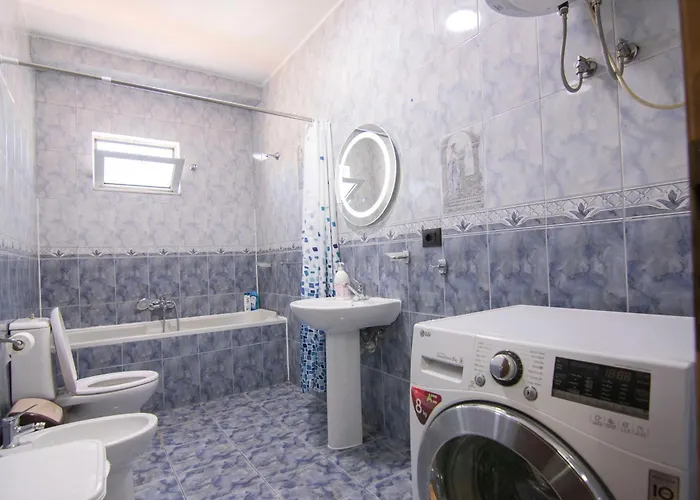 דירה Tirana Central Apartment