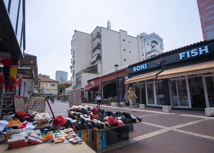 דירה Tirana Central Apartment טיראנה